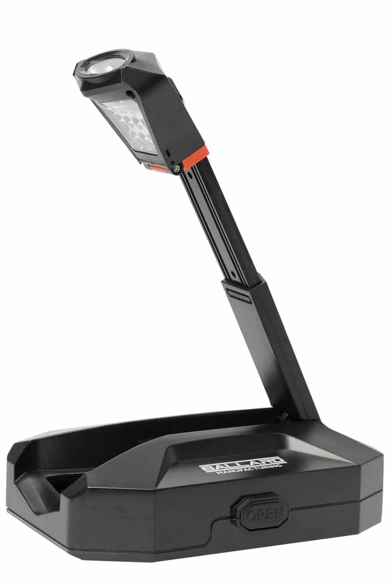 Built2Work Flashlight 22 Piece Tool Set